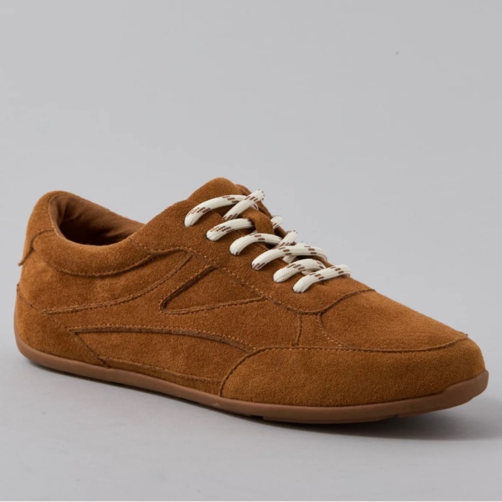 American Eagle outfitters woman 8 Casual Suede Lace-Up Sneaker - Chestnut Brown